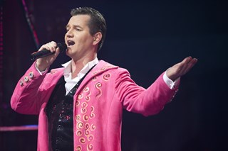 Alex Sijm in de piste van het Noordhollands Wintercircus (foto Jan Jong)